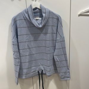 Nic+Zoe cowl neck pullover size L